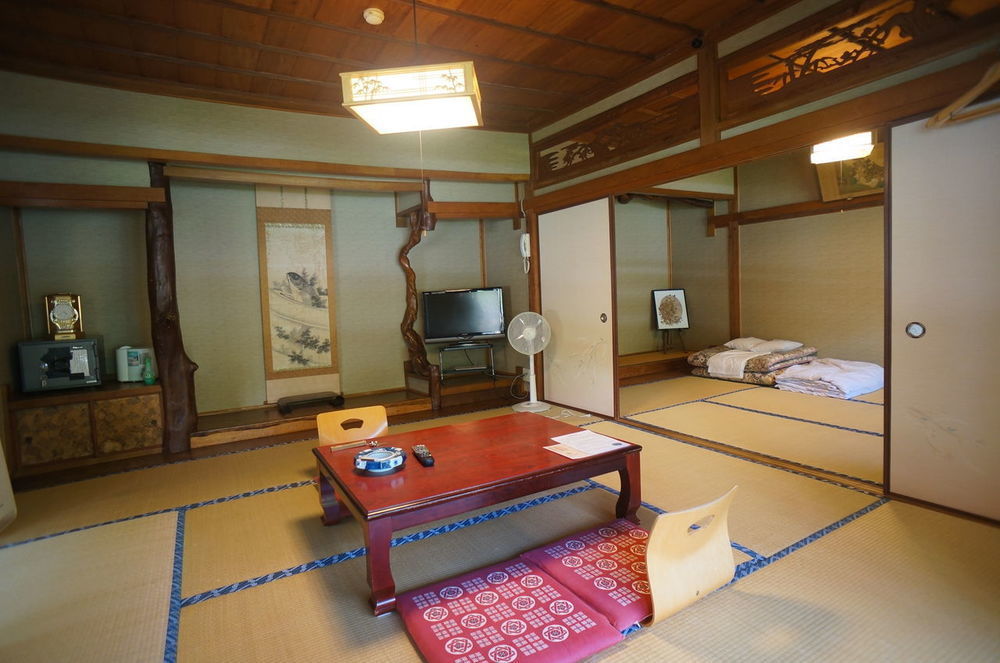Takaosou Hotel Yufu Exterior foto